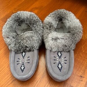 NWOT Gray Fur-Lined Women's Slippers